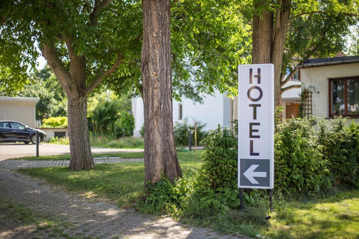 Hotel Am Ring ماغديبورغ المظهر الخارجي الصورة